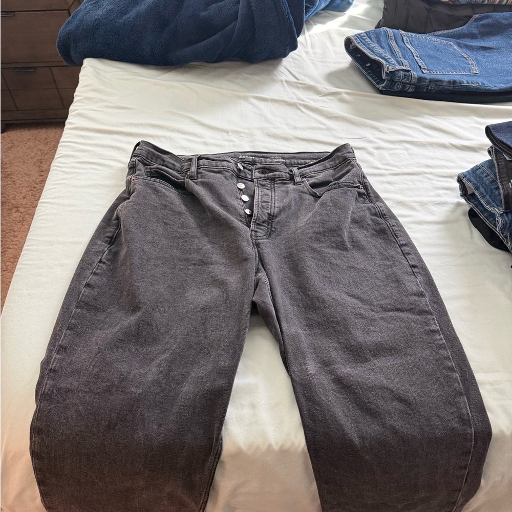 Old Navy Extra High Rise Sky-Hi Straight size 16 Jeans